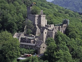 Luftansicht des Alten Schlosses Hohenbaden